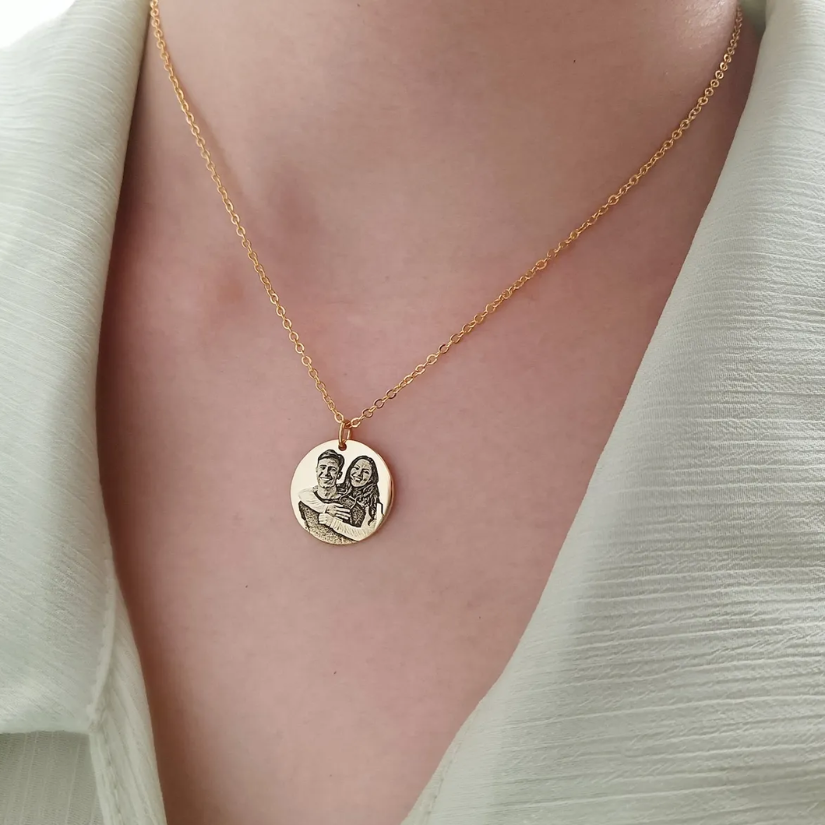 Personalized Photo Round Necklace – A Memory You Can Wear ❤️