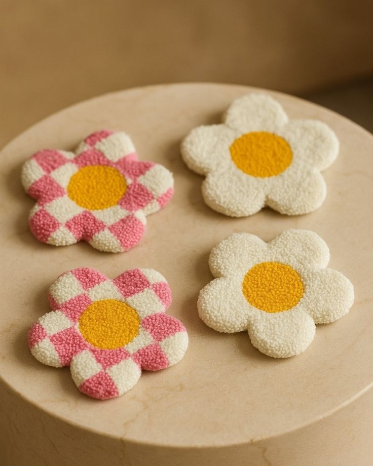 Daisy Daze Mug Rug | Floral | Table Accent & Decor